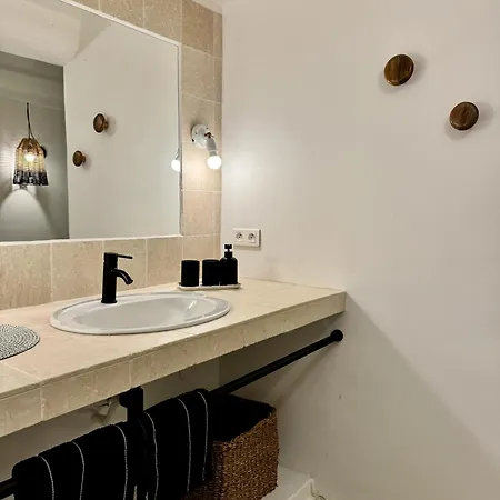 Mas D'oleandre - Wellness&spa, Adults Only Appartement Montaren-et-Saint-Médiers