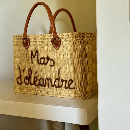 Mas D'oleandre - Wellness & Spa, Adults Only * Montaren-et-Saint-Médiers